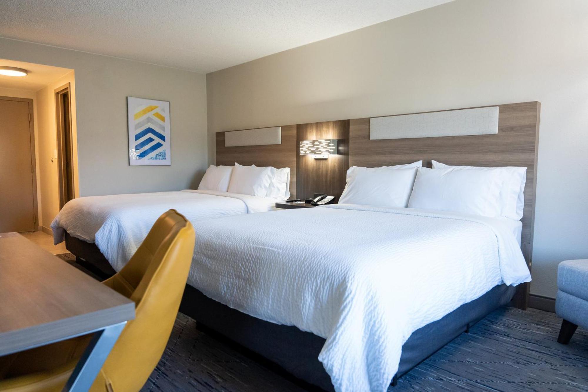 Standard Room with Two Queen Beds